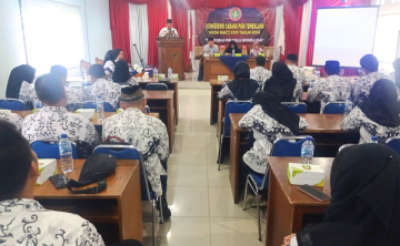 Rapat Besar PGRI Kota Blitar - Persatuan Guru Republik Indonesia Cabang Kota Blitar